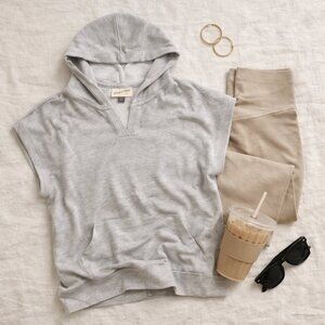 NWT Universal Thread Gray Short Sleeve Hoodie XXL Athleisure Lounge Pullover Top